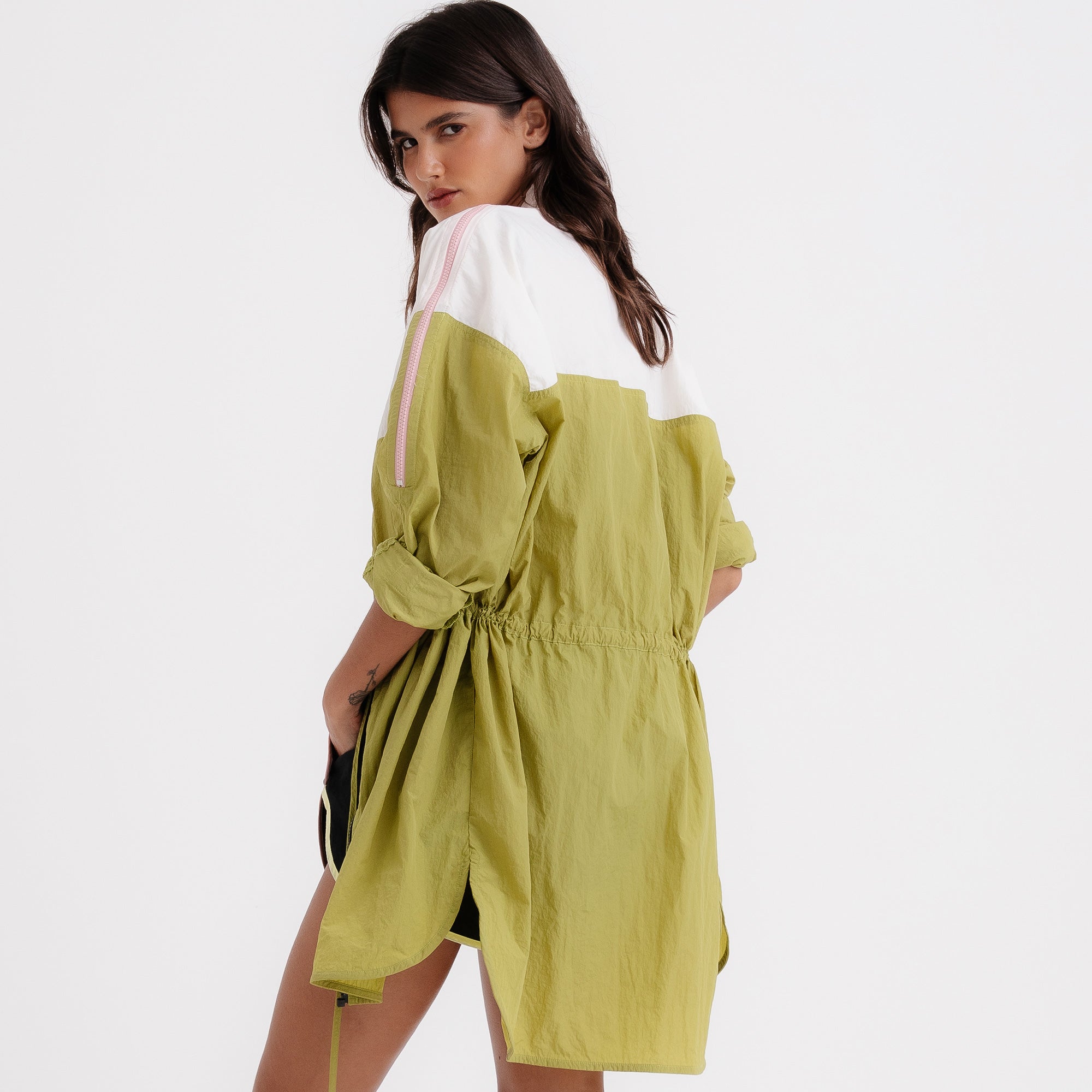 Jaqueta Feminina Bicolor Verde e Off-White Frutoze