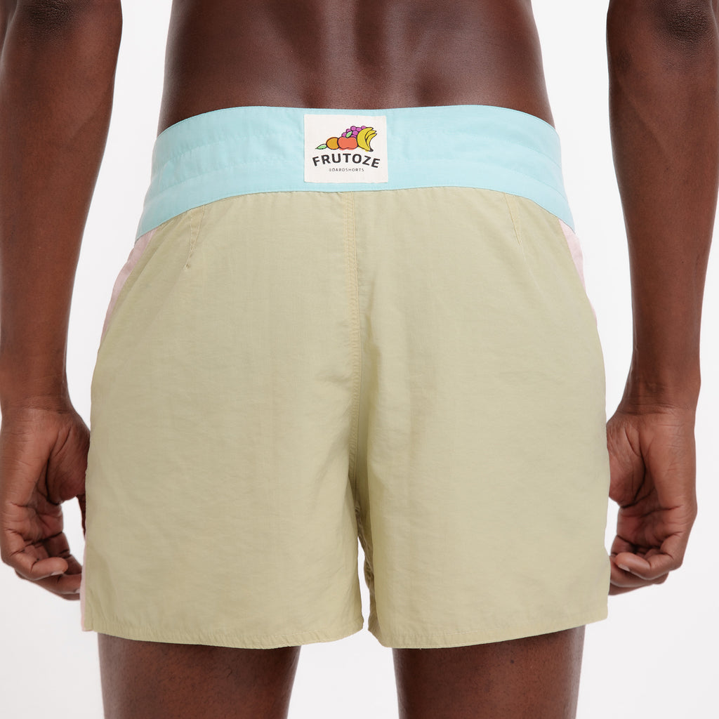 Boardshorts Masculino Sustentável Rosa, Verde e Azul Frutoze